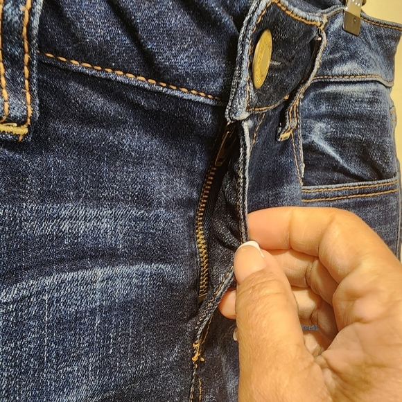 American Eagle Outfitters Women's washed blue skinny Jeans size 6 - Picture 5 of 10